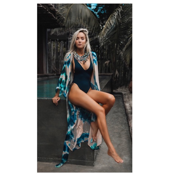 SukiSo Other - NWT SukiSo Coquillages Robe